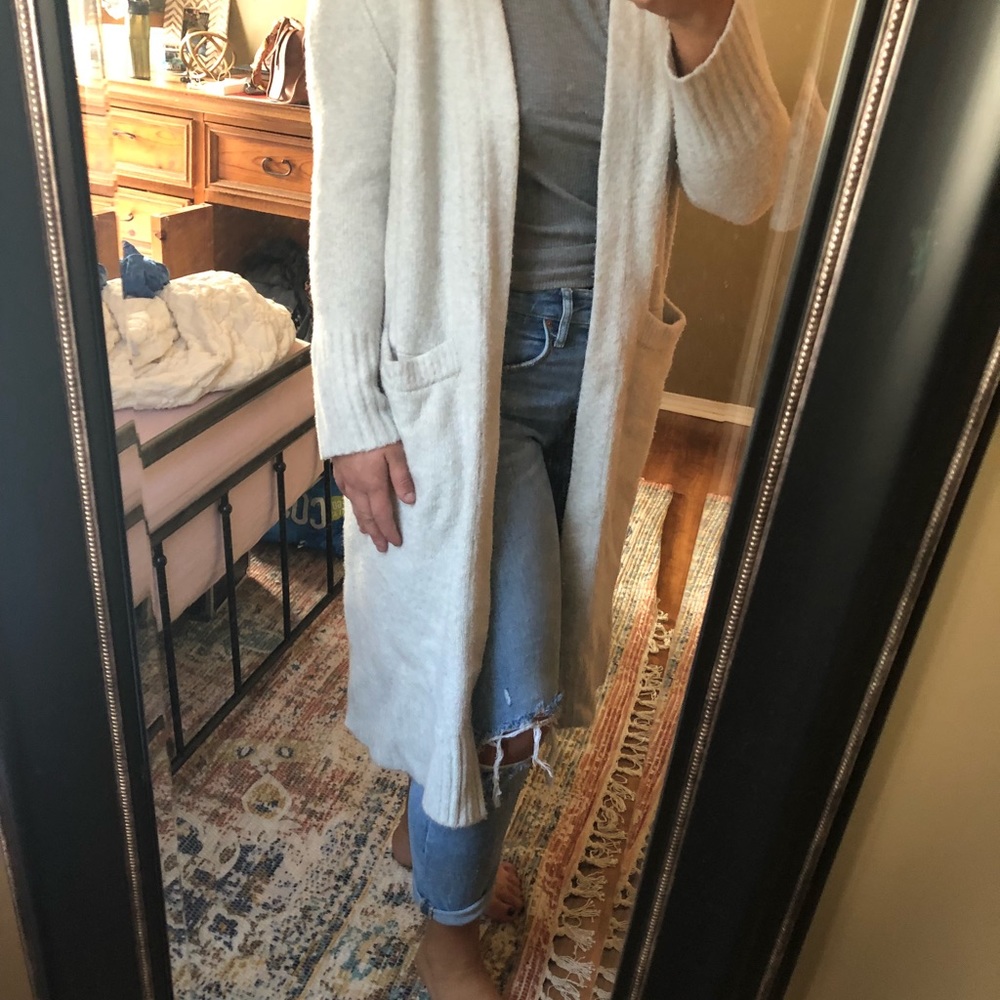 Calvin Klein king grey cardigan.